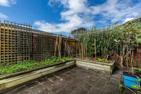 Photo of property in 19a Doment Crescent, Orewa, 0931