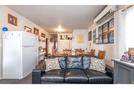 Photo of property in 53 Marshall Street, Woolston, Christchurch, 8023