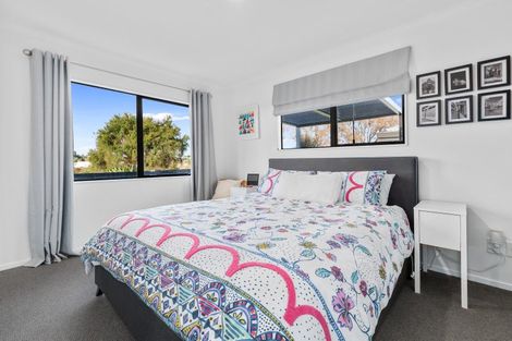 Photo of property in 10a College Place, Poike, Tauranga, 3112