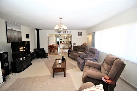 Photo of property in 23 Ross Street, Woodville, 4920