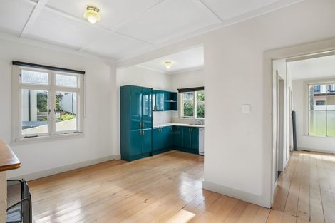 Photo of property in 19 Cliff Road, Saint Heliers, Auckland, 1071