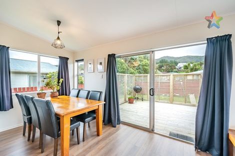 Photo of property in 303 Wellington Road, Wainuiomata, Lower Hutt, 5014