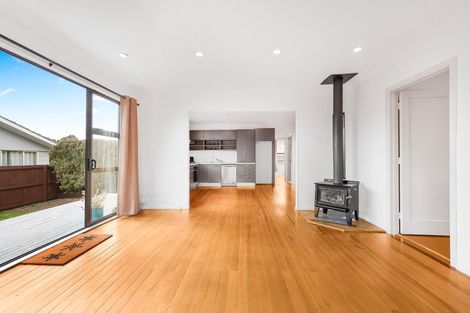 Photo of property in 37a Border Road, Henderson, Auckland, 0612