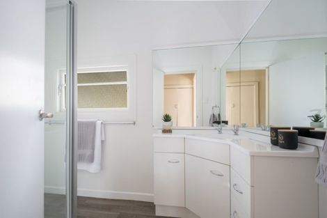 Photo of property in 1/91 Parkers Road, Tahunanui, Nelson, 7011