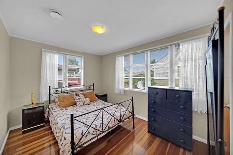 Photo of property in 1/70 Huia Road, Papatoetoe, Auckland, 2025