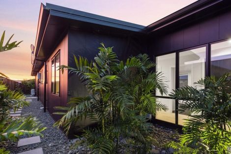 Photo of property in 10 Rotomanu Place, Pyes Pa, Tauranga, 3112
