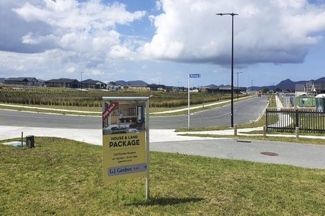 Photo of property in 41 Te Taniwha Road, One Tree Point, 0118