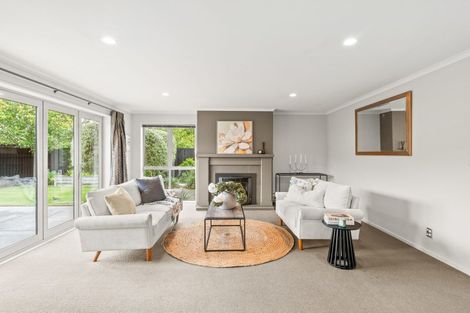 Photo of property in 15 Westpark Drive, Burnside, Christchurch, 8053