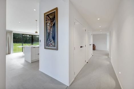 Photo of property in 66 Flint Road West, Stratford, 4332