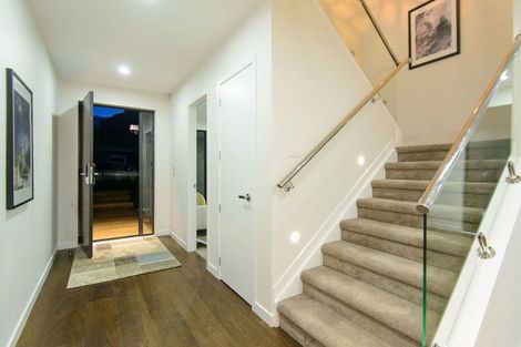 Photo of property in 32 Caldera Drive, Long Bay, Auckland, 0630