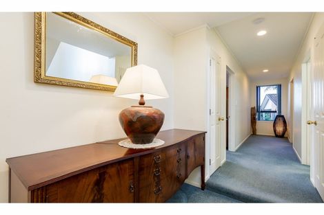 Photo of property in 16 San Lorenzo Rise, Henderson, Auckland, 0612