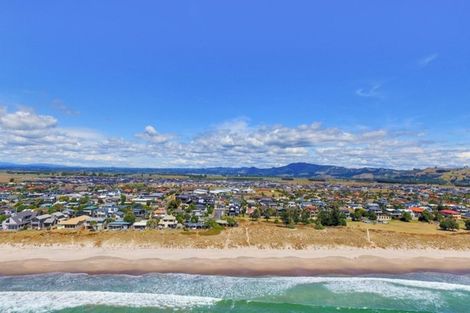 Photo of property in 6a Taylor Road, Papamoa Beach, Papamoa, 3118