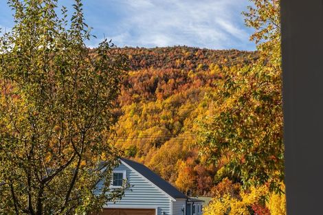 Photo of property in 20 Devon Street, Arrowtown, 9302