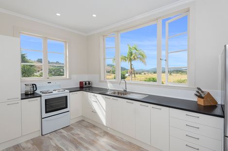 Photo of property in 9 Union Street, Hikurangi, 0114