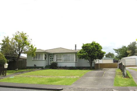 Photo of property in 92 Chichester Drive, Rosehill, Papakura, 2113