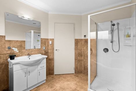 Photo of property in 9 Rutland Place, Taradale, Napier, 4112