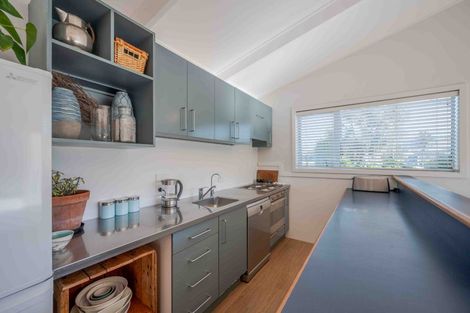 Photo of property in 22 Bayview Crescent, Duvauchelle, 7581