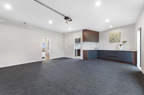 Photo of property in 8 Silverhill Lane, Silverdale, 0932