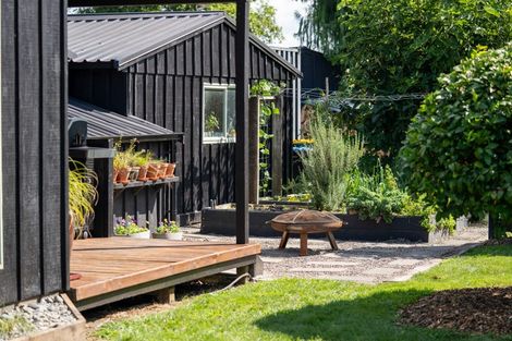 Photo of property in 36 Silverwood Lane, Leamington, Cambridge, 3495