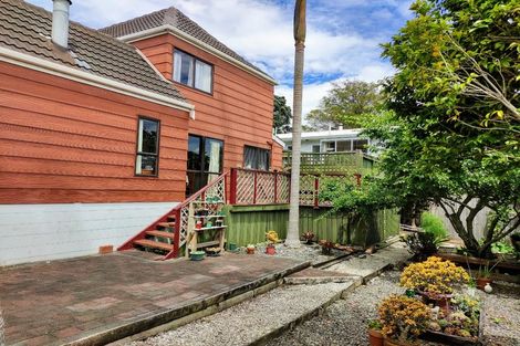 Photo of property in 1/268 Forrest Hill Road, Forrest Hill, Auckland, 0620