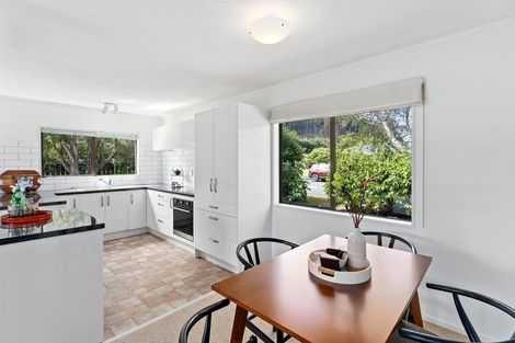 Photo of property in 76a Elizabeth Street, Waikanae, 5036