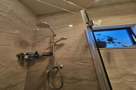 Photo of property in 19 Waru Lane, Te Atatu Peninsula, Auckland, 0610