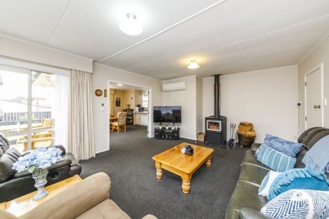 Photo of property in 72 Pukepapa Road, Marton, 4710
