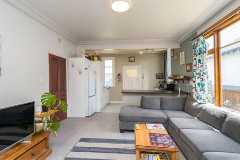 Photo of property in 48 Royal Crescent, Saint Kilda, Dunedin, 9012