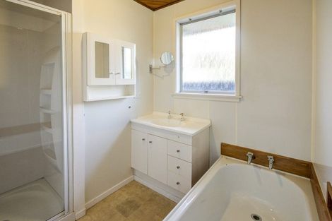 Photo of property in 14 Tralee Place, Bishopdale, Christchurch, 8053