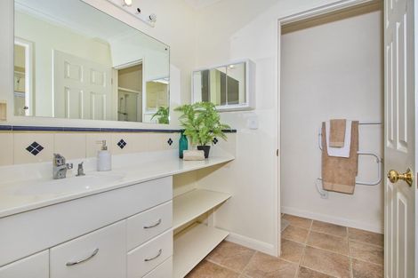 Photo of property in 14 Chatsfield Place, Te Kamo, Whangarei, 0112