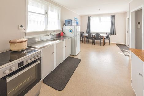 Photo of property in 53 Titoki Street, Castlecliff, Whanganui, 4501
