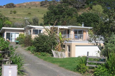 Photo of property in 4 Seavill Park Road, Kuaotunu West, Whitianga, 3592