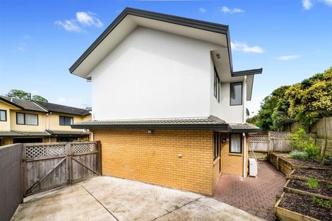 Photo of property in 1/2 Arawa Street, New Lynn, Auckland, 0600