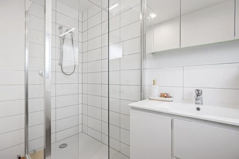 Photo of property in 2/223 Lyttelton Street, Spreydon, Christchurch, 8024