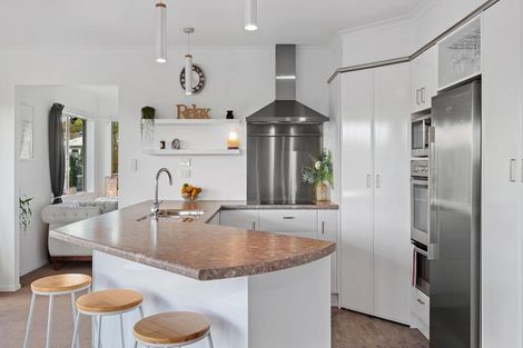 Photo of property in 28 Tuscany Place, Ohauiti, Tauranga, 3112