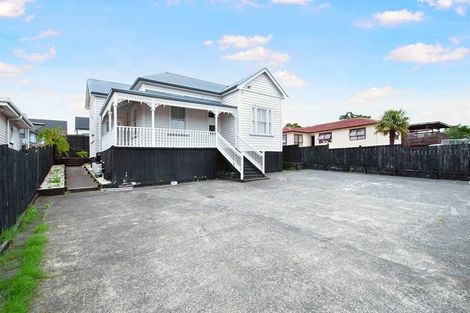 Photo of property in 104a Wolverton Street, Blockhouse Bay, Auckland, 0600