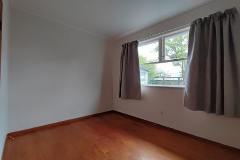 Photo of property in 5 Barnfield Place, Glendene, Auckland, 0602