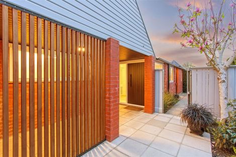 Photo of property in 16 Westburn Terrace, Burnside, Christchurch, 8041