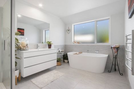 Photo of property in 1 Layla Place, Katikati, 3178