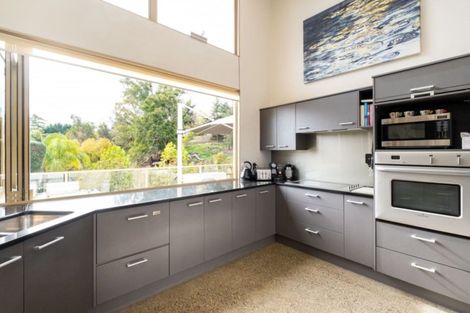 Photo of property in 34 Rochfort Road, Havelock North, 4130