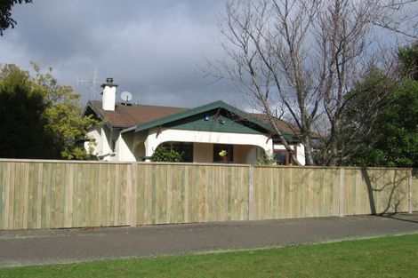 Photo of property in 60 Stanley Avenue, Palmerston North, 4414