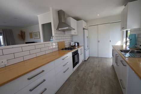 Photo of property in 18b Jasper Way, Papamoa Beach, Papamoa, 3118