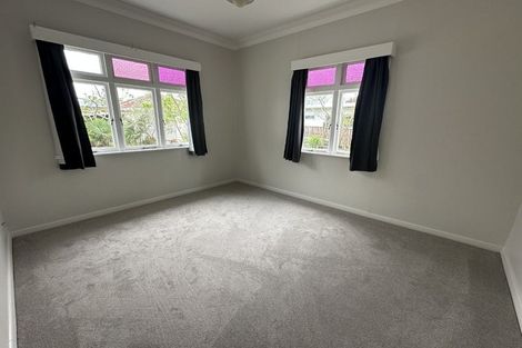 Photo of property in 9 Liverpool Street, Levin, 5510