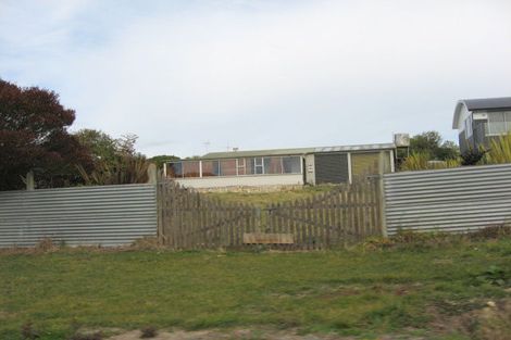 Photo of property in 15 Magdala Street, Kakanui, Oamaru, 9495