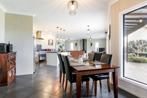 Photo of property in 8 Waipuka Road, Waimarama, Havelock North, 4294