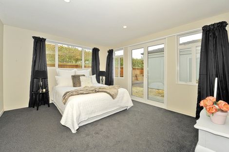 Photo of property in 12 Mica Place, Northwood, Christchurch, 8051
