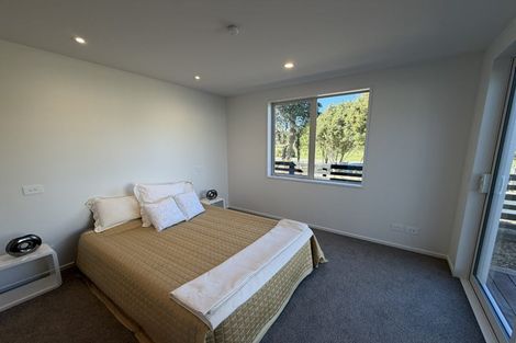 Photo of property in 9 Tieke Lane, Massey, Auckland, 0614