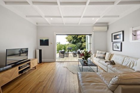 Photo of property in 4 Dyer Street, Whitiora, Hamilton, 3200