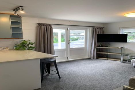 Photo of property in 120a Pah Road, Cockle Bay, Auckland, 2014