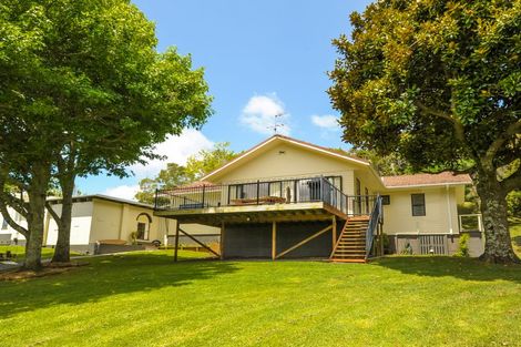 Photo of property in 283 Forest Road, Waiatarua, Auckland, 0612